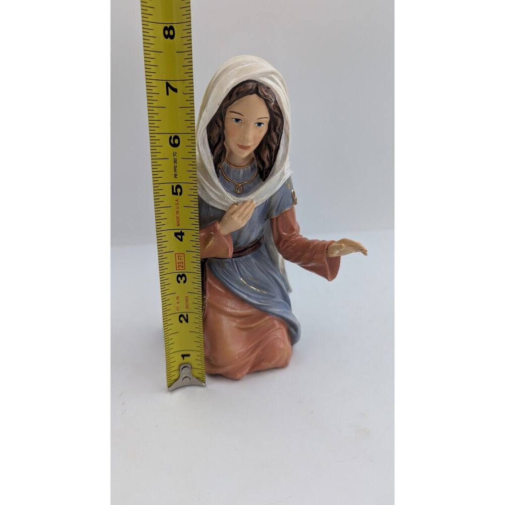 Mary Figurine Kirkland Signature Nativity #1155965 Replacement Piece - Picture 7 of 10